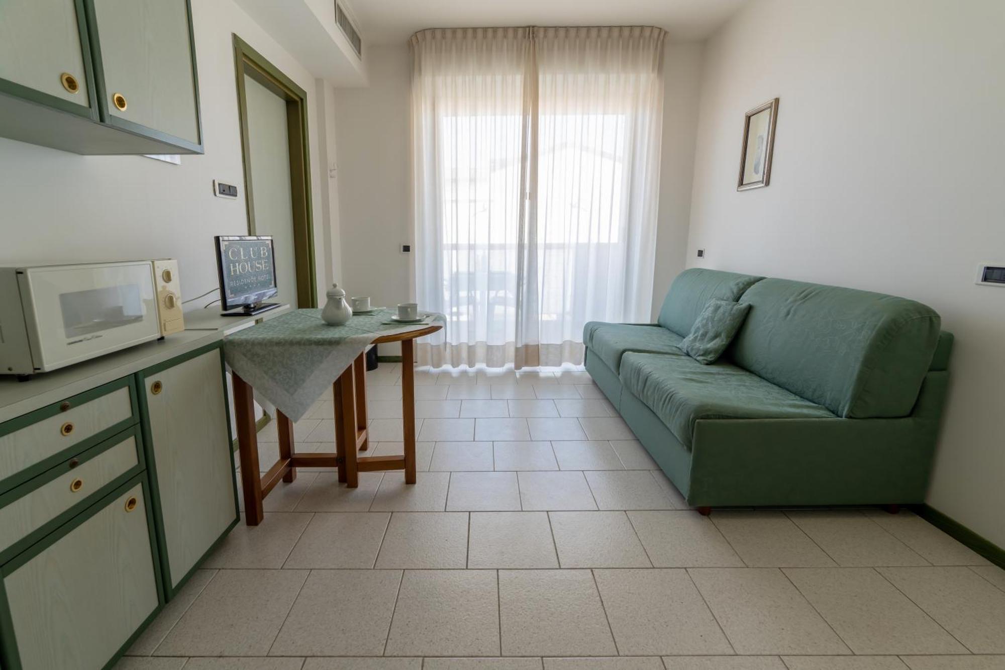 Residence Hotel Club House Cattolica Exterior foto