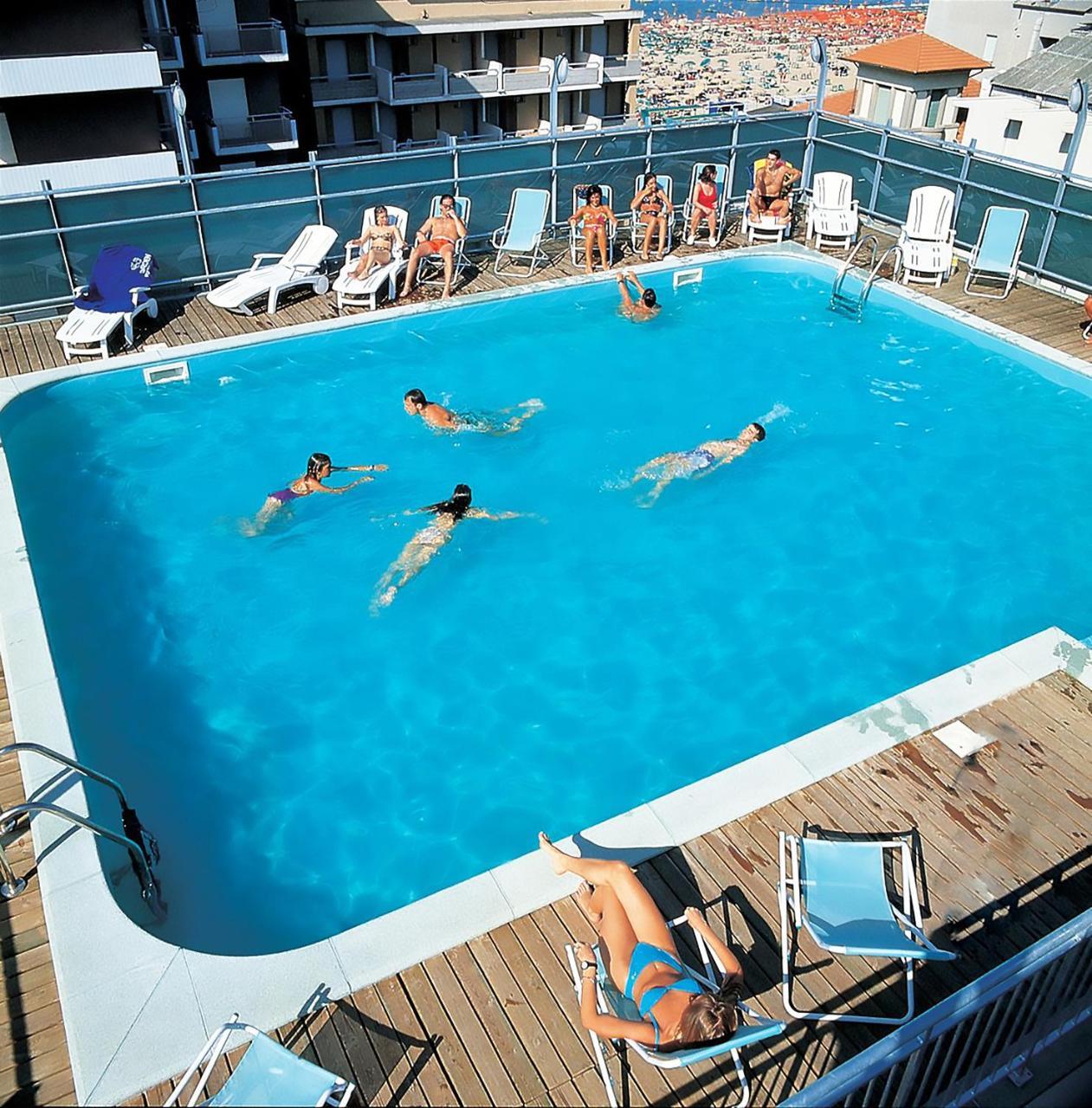 Residence Hotel Club House Cattolica Exterior foto